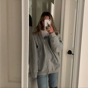 Brandy Melville sweat shirt